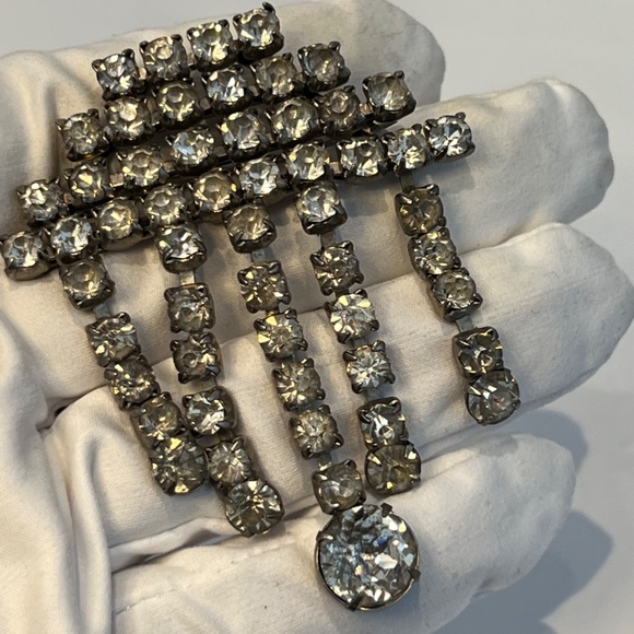 Art Deco Brooch Cascade Clear Rhinestones C clasp Sparkly - Picture 12 of 12